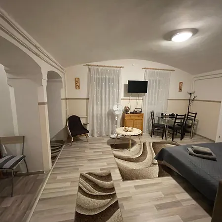 Moonlight Apartment *